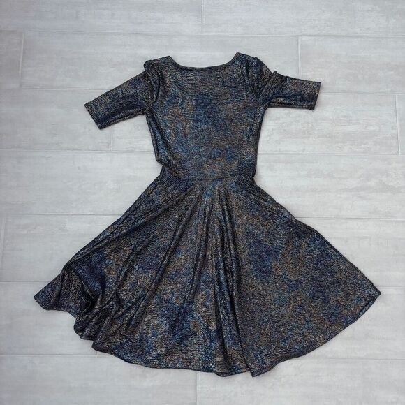 Lularoe Elegant Nicole Dress Rainbow Mermaid Swing Shimmer Iridescent Oil Slick - Picture 2 of 8